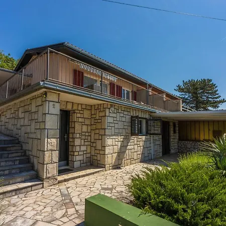 Kuca Za Odmor Mara Сasa de vacaciones Selce